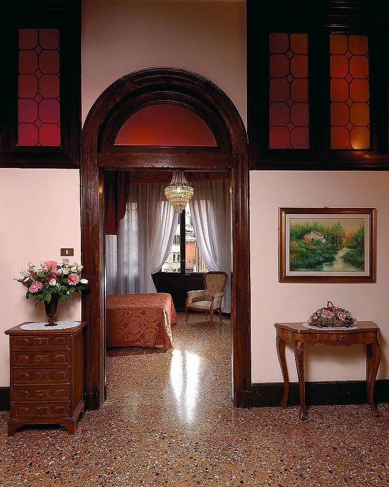 De L'Alboro Otel Venedik