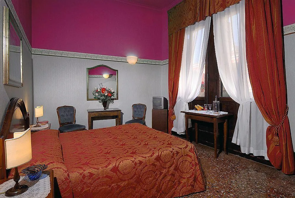 De L'Alboro Otel Venedik