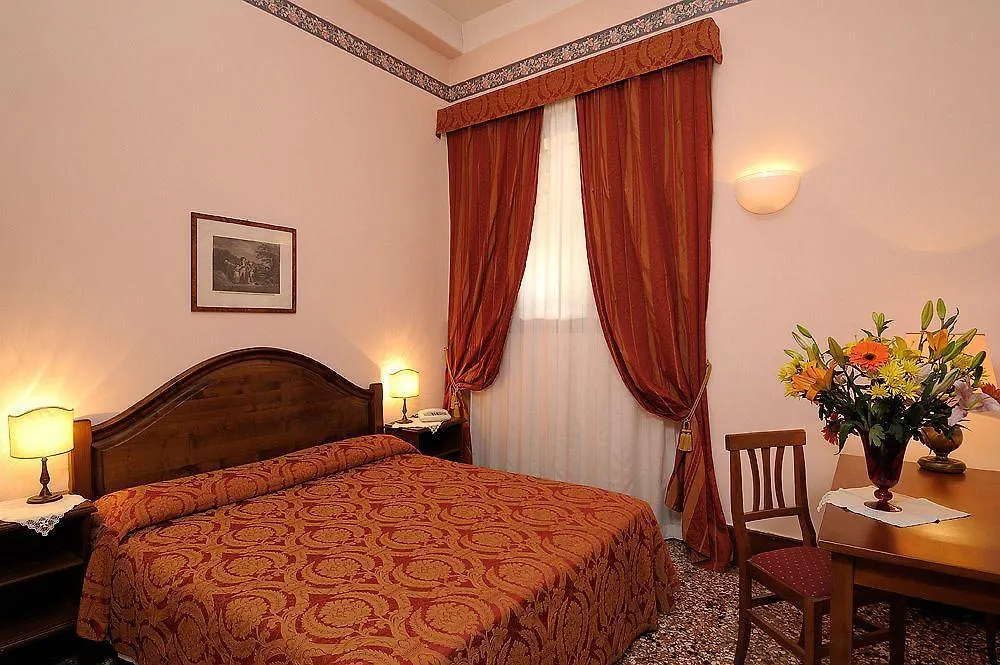 De L'Alboro Otel Venedik