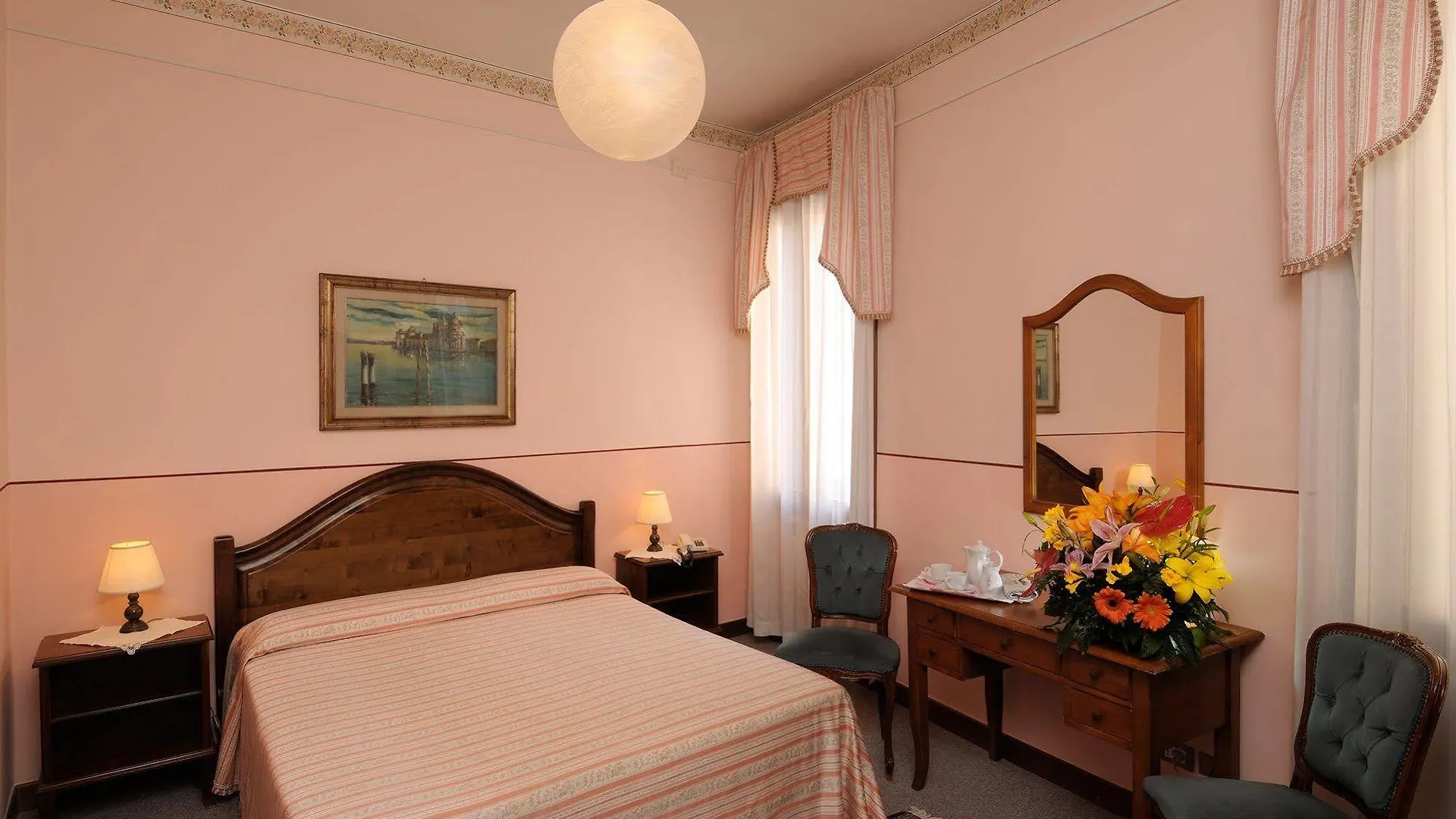 De L'Alboro Otel Venedik İtalya