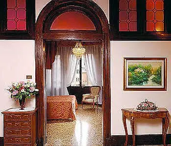 De L'Alboro Otel Venedik 3*,  İtalya